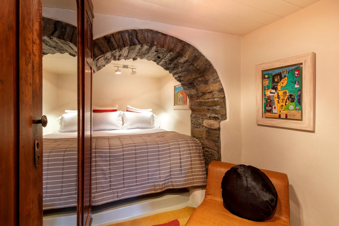 Tinos accommodation - Tinos E-Houses